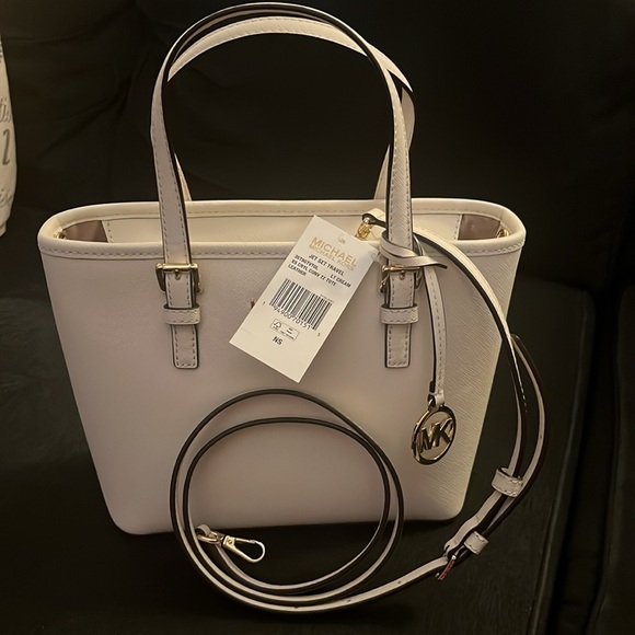 RESERVED Michael Kors Jet Set Travel Extra-Small Saffiano Leather Top-Zip Tote - Picture 7 of 7